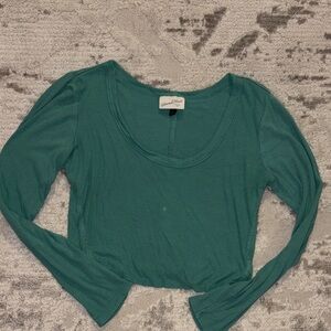 Universal Thread Green Long Sleeve Crop Top
